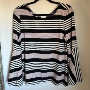 🧡3/15 7th Avenue Design Studio New York & Co Top Flared Sleeves Women's L